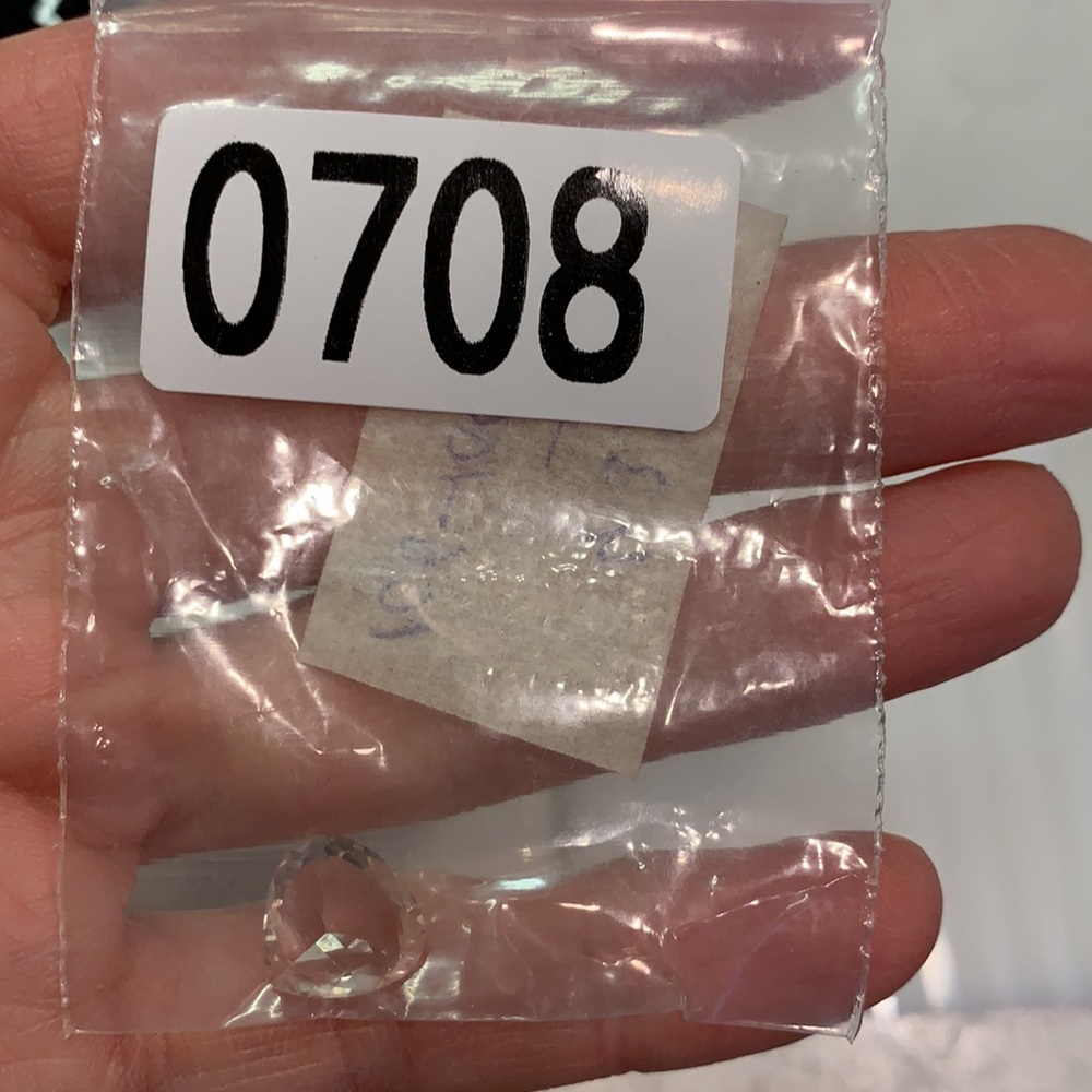 4.35 Carats Imperial Natural Topaz Cut Stone from Skardu Pakistan - Picture 15 of 16